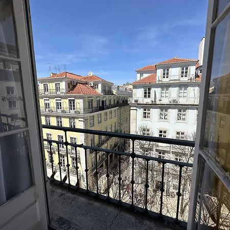 Vistas De بيت شباب Lisboa