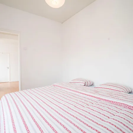 비스타스 드 리스보아 호스텔 리스본