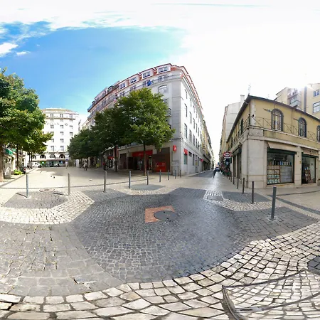 비스타스 드 리스보아 호스텔 *