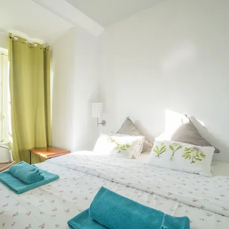 بيت شباب Vistas De *