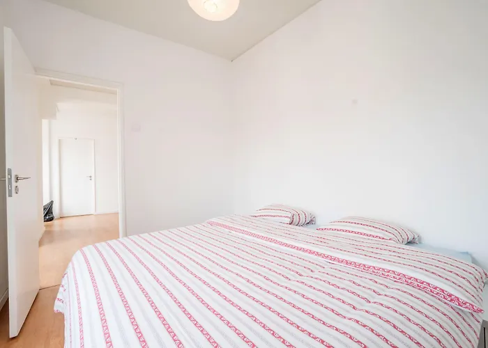 Vistas De بيت شباب Lisboa