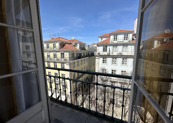 Vistas De بيت شباب Lisboa