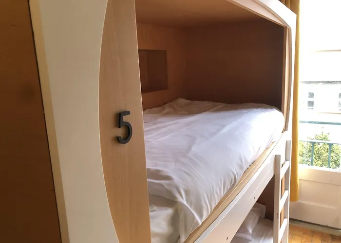 Vistas De بيت شباب *